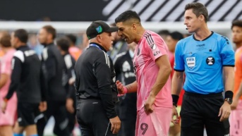Luis Suárez, delantero de Inter Miami, enojado en el partido contra Seattle Sounders (AFP)