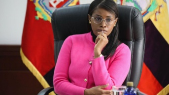 Diana Salazar durante una reunión sobre ciencias forenses. (Fiscalía)