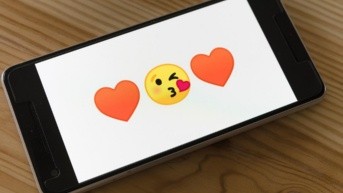 Imagen referencial código de los emojis en el lenguaje juvenil. (Pixabay)