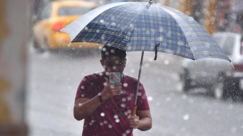 Fuertes lluvias en la provincia de Manabí, Ecuador. (API)