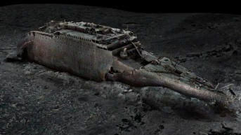 El escaneo digital muestra la proa en posición vertical sobre el fondo del mar. (Atlantic Productions/Magellan)