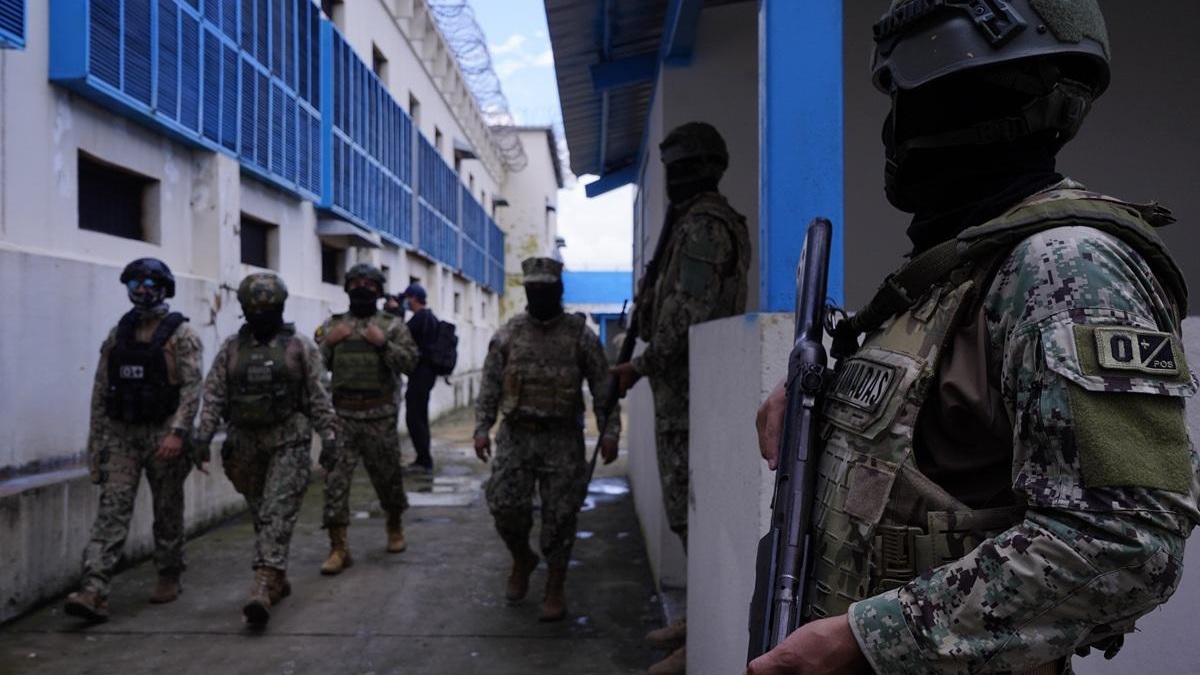Los grupos criminales se han reorganizado en las cárceles de Ecuador. Los Lobos tienen mayor presencia. (API)