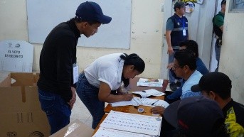 Imagen referencial. Proceso de votaciones en Santa Elena en las elecciones de febrero 2025. (API)