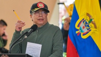 Fotografía de archivo cedida por la Presidencia de Colombia que muestra al mandatario Gustavo Petro, durante un acto en Pasto (Colombia). (Presidencia de Colombia / EFE)