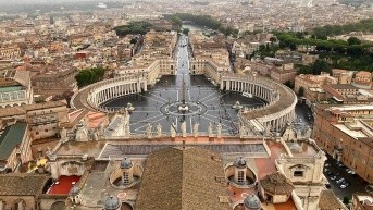 Fachada del Vaticano en Roma. (EFE)