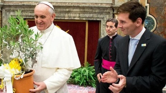 Lionel Messi y el papa Francisco. (ARCHIVO)