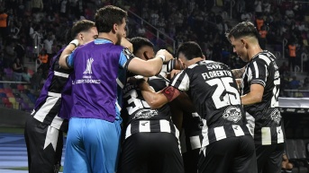 Jugadores de Central Córdoba celebran la victoria ante Deportivo Táchira por Copa Libertadores (Foto: Central Córdoba)