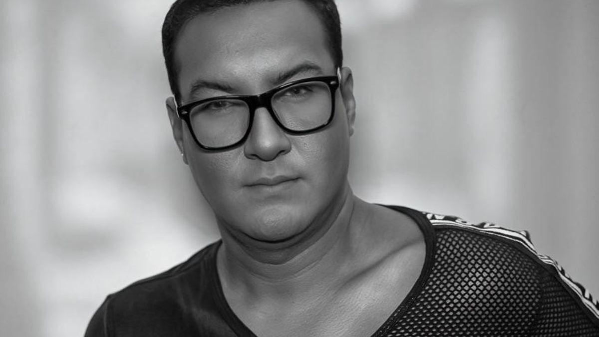 Julio Rangel Chávez se formó en el maquillaje en Brasil. (RRSS)