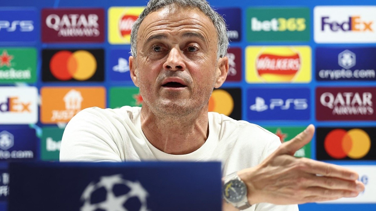 El entrenador del París Saint Germain, Luis Enrique, en rueda de prensa (AFP)