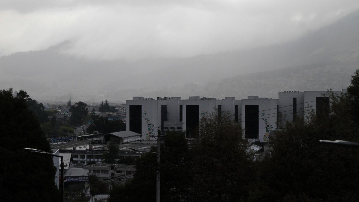 Lluvias empezaron a caer en el sur de Quito. (API)