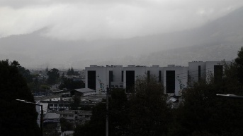 Lluvias empezaron a caer en el sur de Quito. (API)