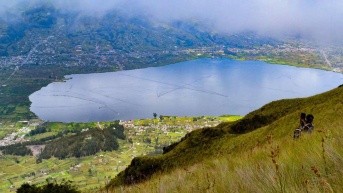 Vista panorámica del Lago San Pablo, provincia de Imbabura. (Geoparque)