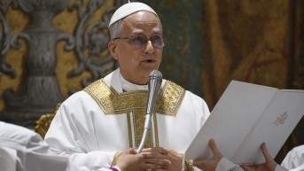 El papa León XIV ofició este viernes su primera misa en la Capilla Sixtina ante los 133 cardenales. (Mario Tomassetti / EFE)