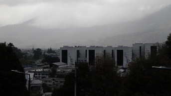 Lluvias empezaron a caer en el sur de Quito. (API)