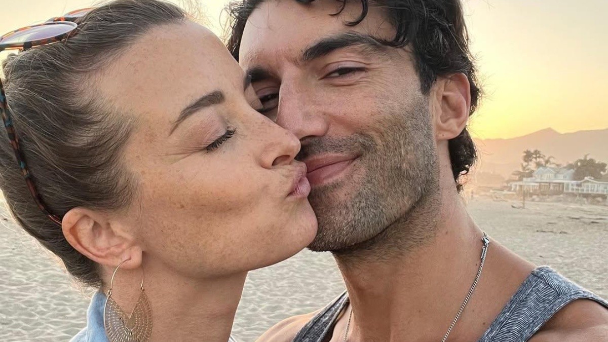 Emily Baldoni y Justin Baldoni (Cuenta oficial de Instagram @justinbaldoni)