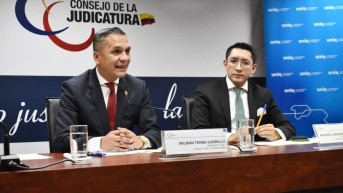 Wilman Terán (izquierda) junto a Michael Hernández (derecha) en el Consejo de la Judicatura. (UNIR)