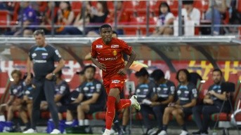 José Carabalí disputó un partido con el Nagoya Grampus. (Redes sociales)