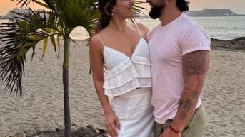 La Carmelo estuvo de visita por las playas de Ecuador junto a Beta Jaramillo (Foto cuenta Instagram @ale_jaramillo)