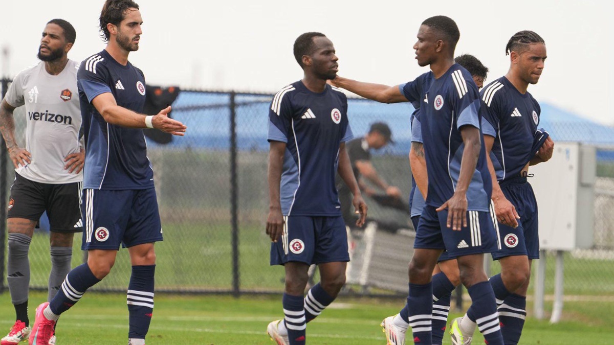 Leonardo Campana celebra su primer gol con el New England Revolution (Foto: New England Revolution)