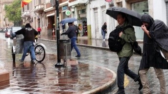 Imagen referencial de una día de lluvia en Ecuador. (INAMHI)