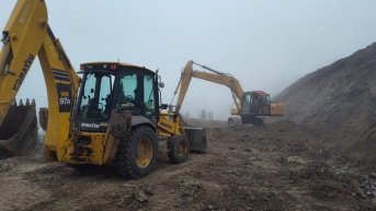 Paso por la vía Cuenca-Girón-Pasaje sigue suspendido tras socavón. (Ministerio de Transporte y Obras Públicas.)