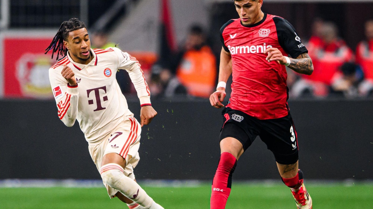 Piero Hinapié jugó los 90 minutos en el empate entre el Leverkusen y Munich. (Redes sociales)