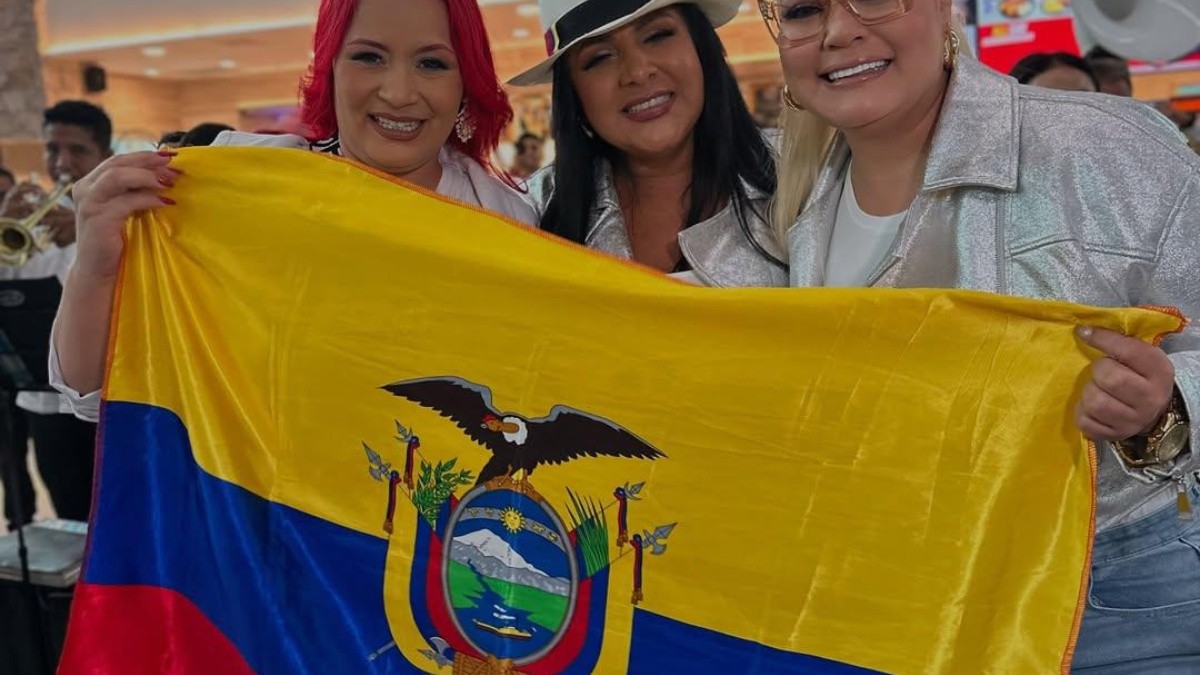 Las Damas de Oro en camino a Chile (Cuenta oficial de Instagram @lasdamasdehierro_oficial)