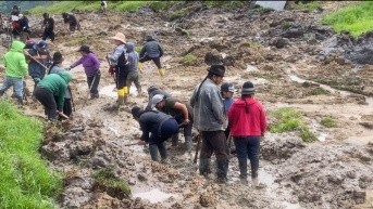 Destucción en Saraguro. (Ecuavisa)