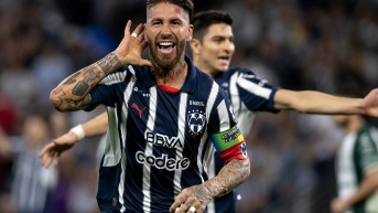 Sergio Ramos anotó su primer gol en México. (EFE)