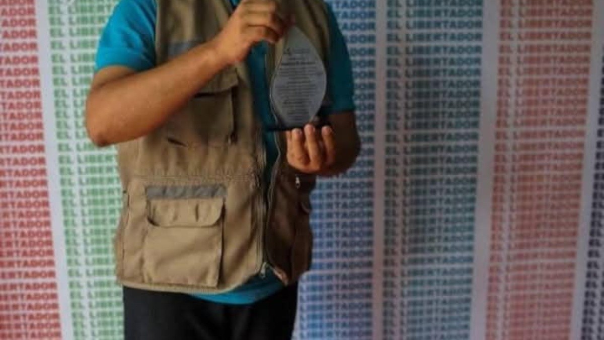 Patricio Aguilar, fundador del medio comunitario de Quinindé. (El Libertador)