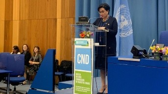 La ministra de Relaciones Exteriores de Ecuador, Gabriela Sommerfeld, aseguró ante la ONU en Viena que su Gobierno logró entre 2023 y 2024 reducir la tasa de asesinatos relacionados con el narcotráfico en un 15,4 %. (Olatz Castrillo / EFE)