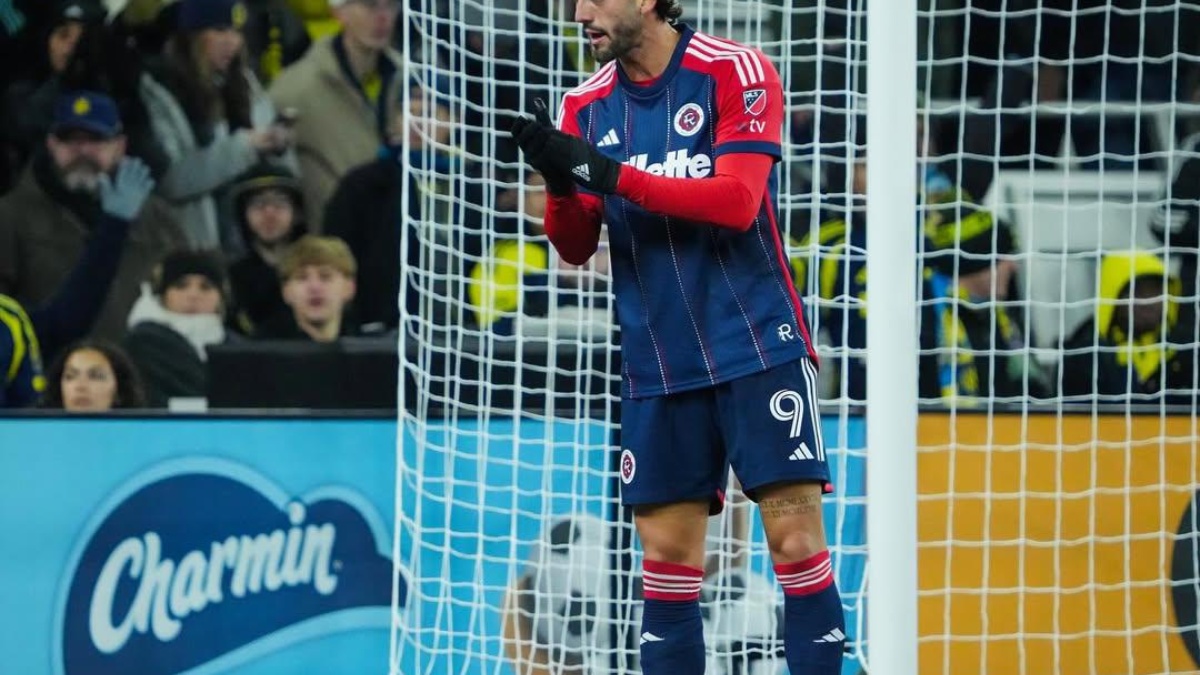 Leonardo Campana sufrió una dura lesión con el New England Revolution. (Redes sociales)