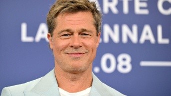 Brad Pitt durante una premiere. (Internet.)