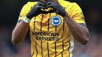 Golazo de Pervis Estupiñán con el Brighton en la Premier League. (Redes sociales)