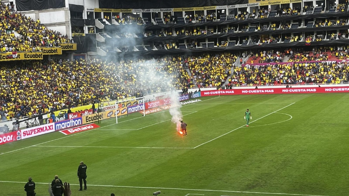 Imagen compartida por Radio Activa de Cuenca presente en el estadio Rodrigo Paz. (Radio Activa)