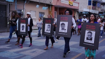 El informe de la autopsia de los cuatro menores fue entregado luego de casi tres meses. Reveló que recibieron un disparo en la cabeza. (API)