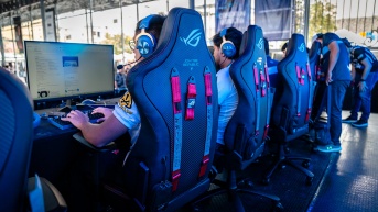 Deportistas electrónicos en el Torneo Celerity Budokan 2024 (Cortesía)