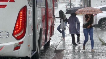 Día de lluvia en Cuenca, Ecuador. (API)