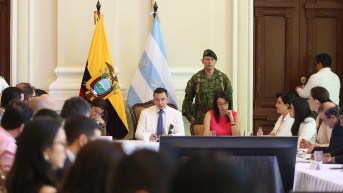 Guayaquil (Guayas), 03 de junio del 2025.- El presidente de la república, Daniel Noboa, lideró la sesión del gabinete ministerial en la gobernación del Guayas. (Foto: Carlos Silva / Presidencia de la República.)