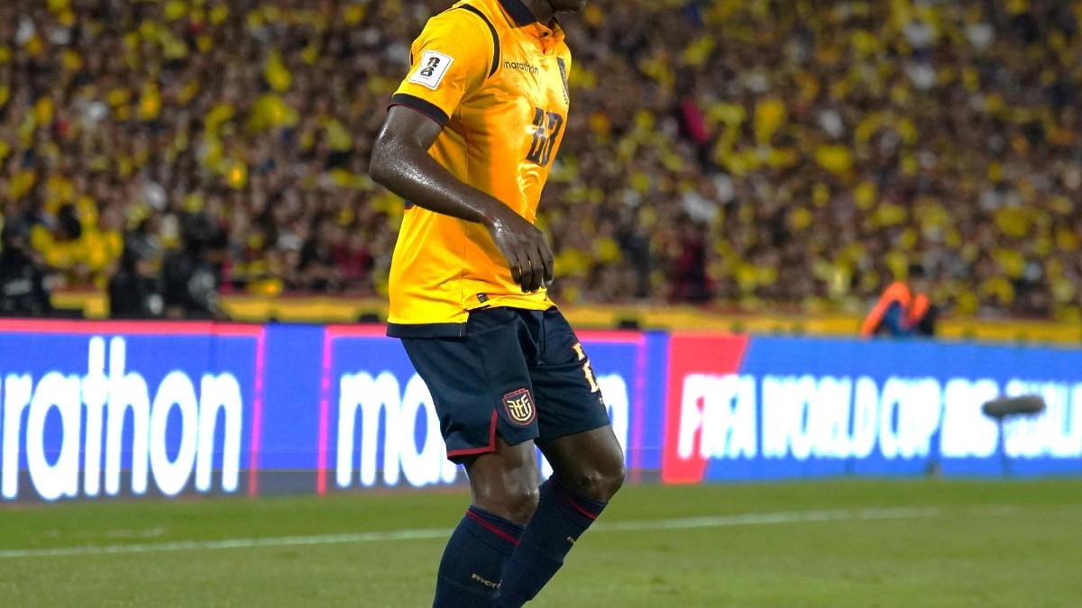 Moisés Caicedo fue titular en la selección de Ecuador en el empate 0-0 con Brasil. (Redes sociales)