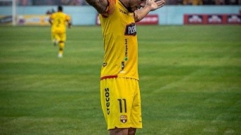 Joao Rojas puede volver a la cancha en los próximos meses. (Redes sociales)