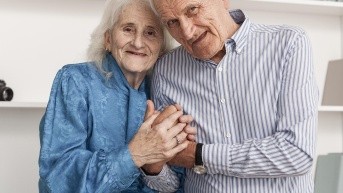 Foto referencial a jubilados. (Freepik)