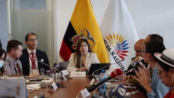 Integrantes de la Comisión de Soberanía, Integración y Seguridad. (API)