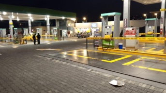 Las intalaciones de la estación de combustibles que fueron clausuradas por la AMC. (Cortesía de la AMC)