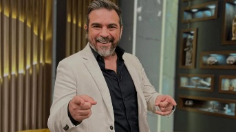 Diego Spotorno en el set de En Contacto. (RRSS)