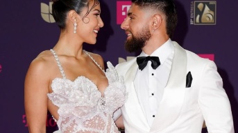 Ale Jaramillo y Beta Mejía en los premios Lo Nuestro (Foto de internet)