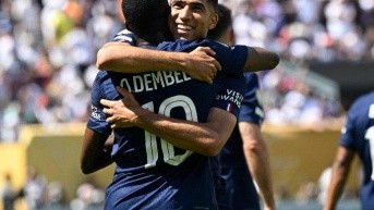 Ousmane Dembélé y Achraf Hakimi celebran un gol contra el Real Madrid por la semifinal del Mundial de Clubes (Foto: PSG)