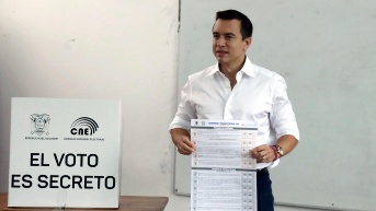 En abril de 2024, los ecuatorianos ya acudieron a las urnas para responder a once preguntas de referendo y consulta popular. (API)