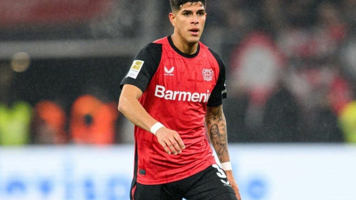 Piero Hincapié, defensor ecuatoriano del Bayer Leverkusen. (ARCHIVO)