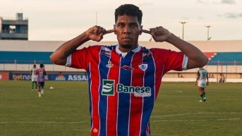 Kesley sufrió una dura lesión en un festejo de su gol. (Redes sociales)